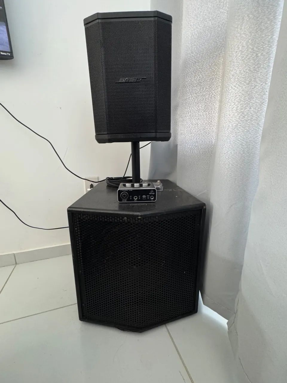 Caixa de Som Bose pro  + sub de 12 da frahm qualidade. 