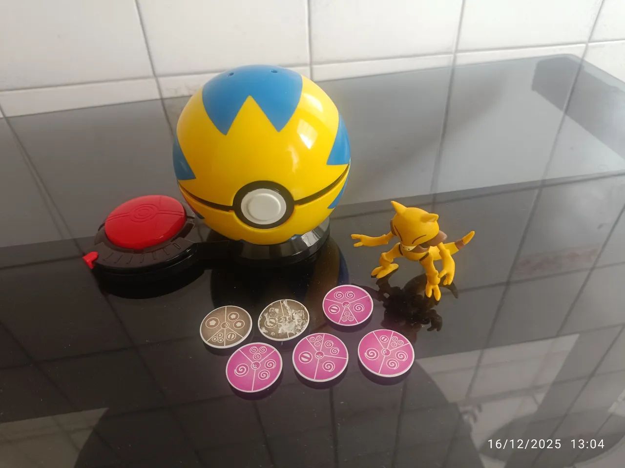 Pokémon Ataque Surpresa Abra e Quick Ball (+ brinde) - Foto 2