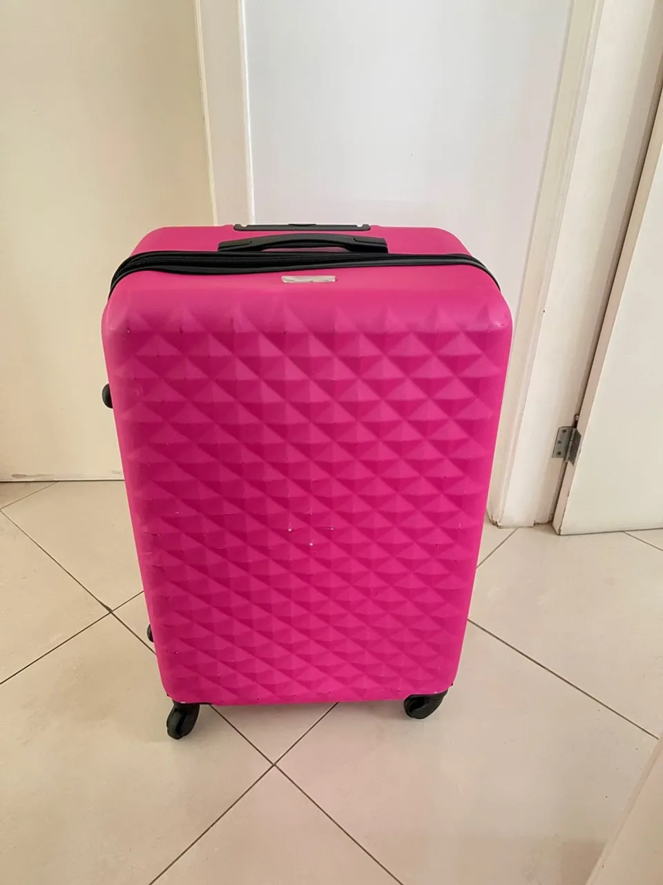 Mala de viagem rosa 23kg
