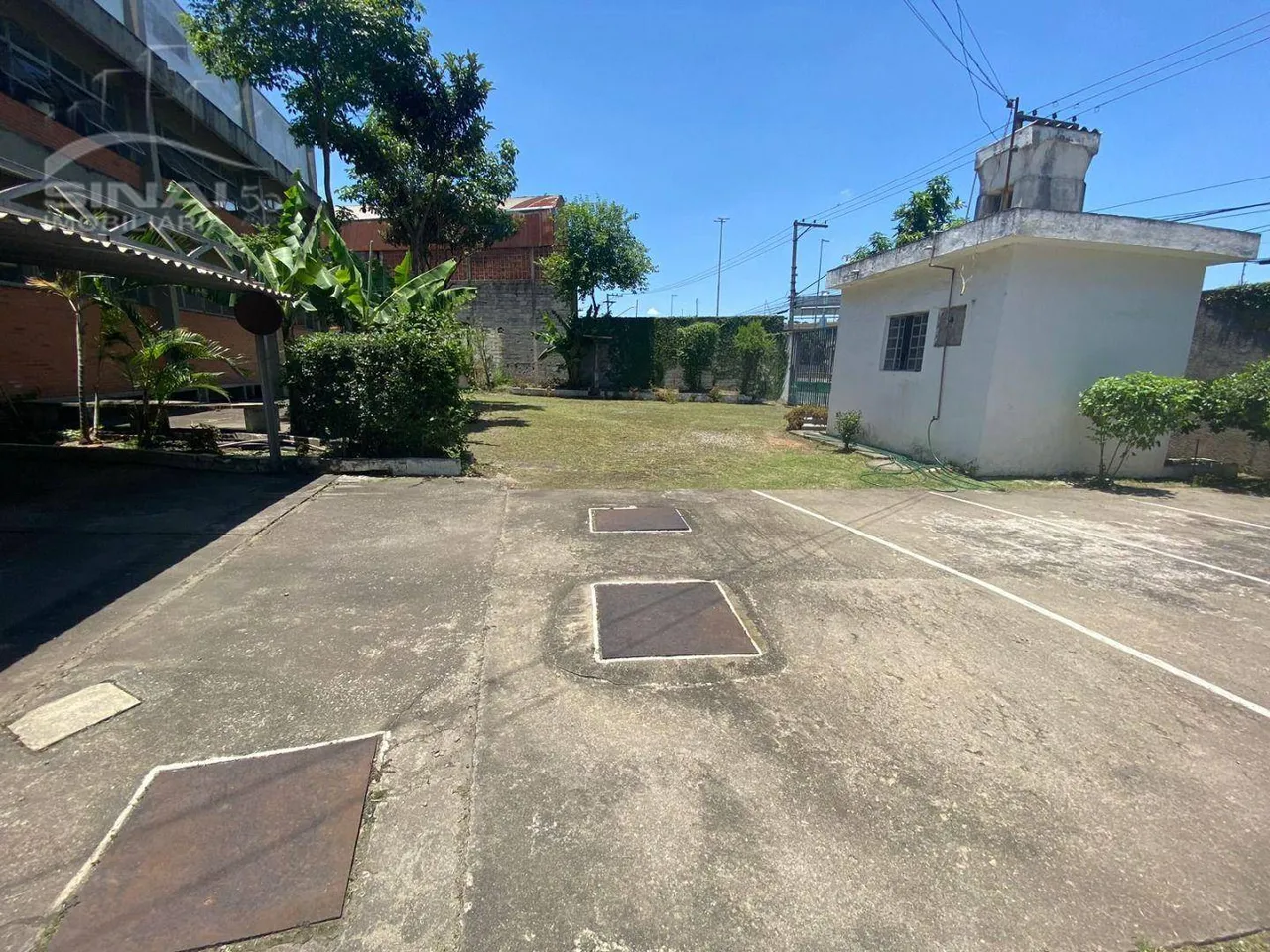 Galpão para alugar na Vila dos Remédios em Osasco