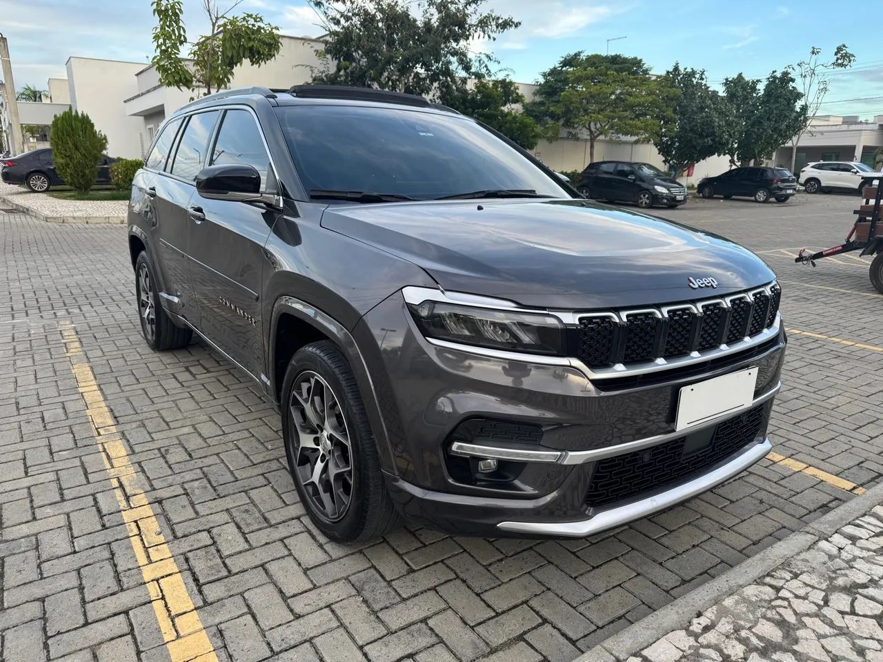 Jeep Commander Overland Flex 2022 - Foto 3