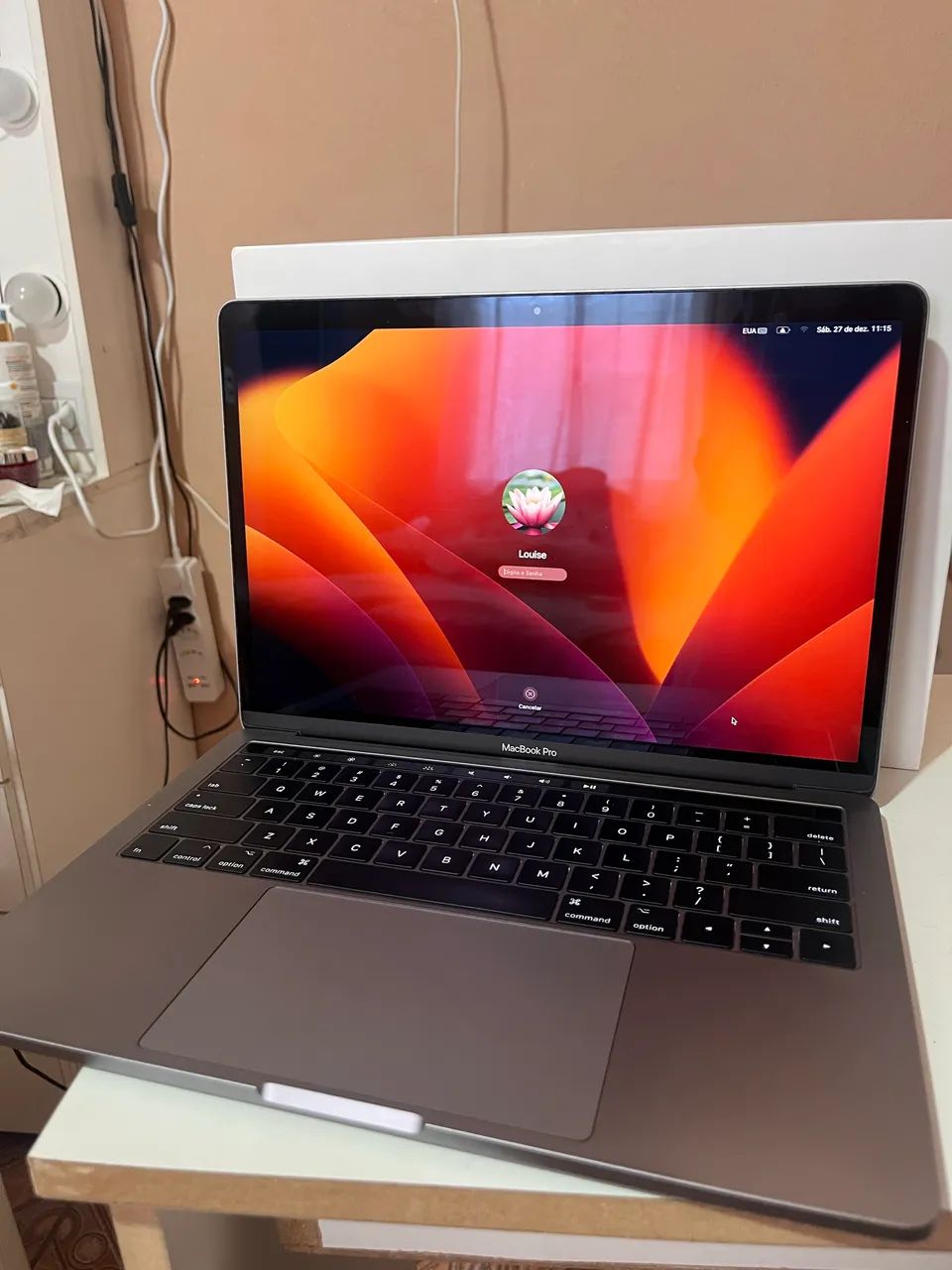 その他 MacBookPro Apple MacBook Pro MK1A3BZ/A | M1 Max 10-Core | M1 32-Core GPU