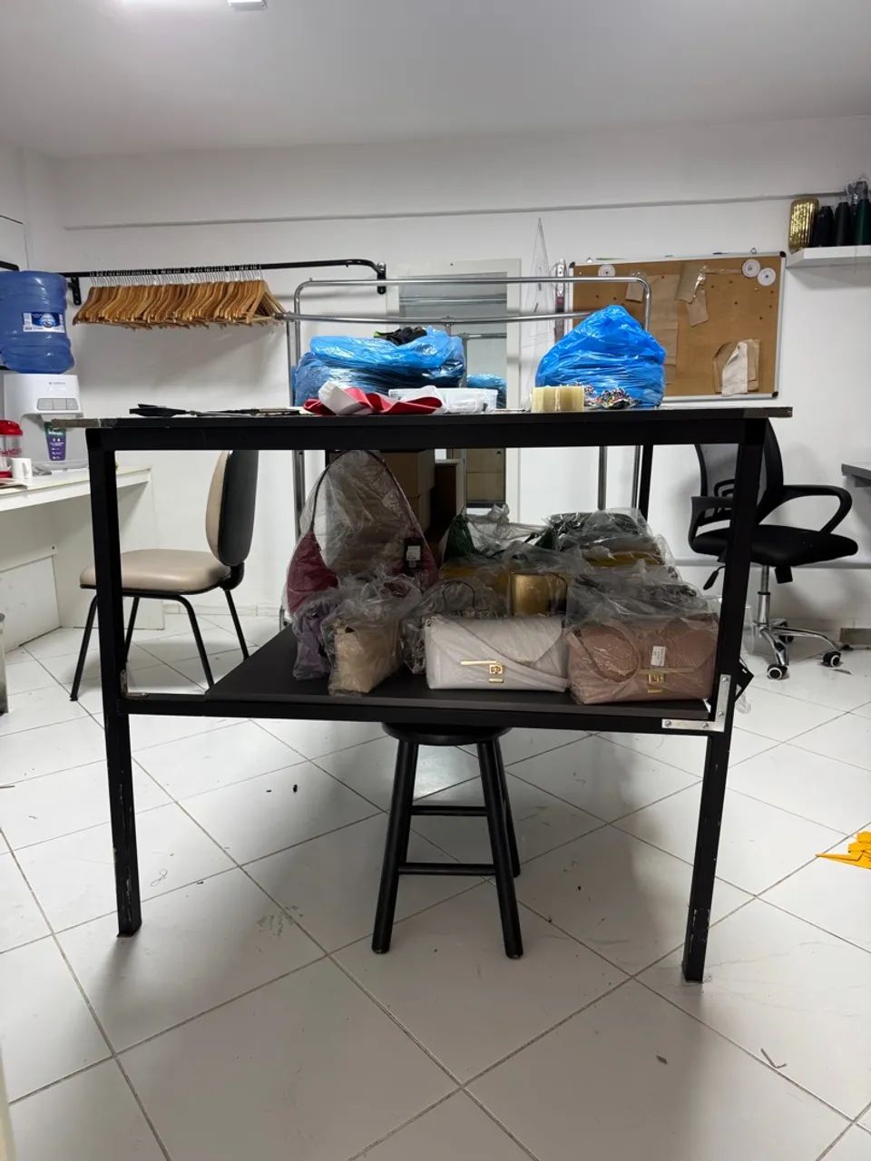 Mesa para corte e costura excelente! - Foto 2