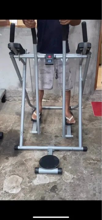 Simulador de caminhada, cadeirinha abdominal e twister 3 em 1 - Foto 5