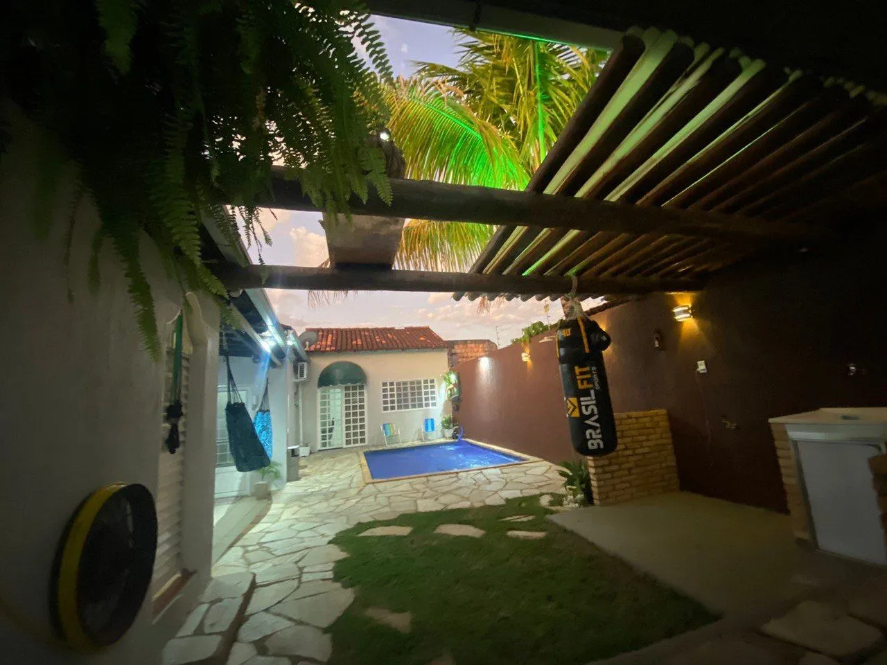 Alugo Casa Centro de Luziânia-Go