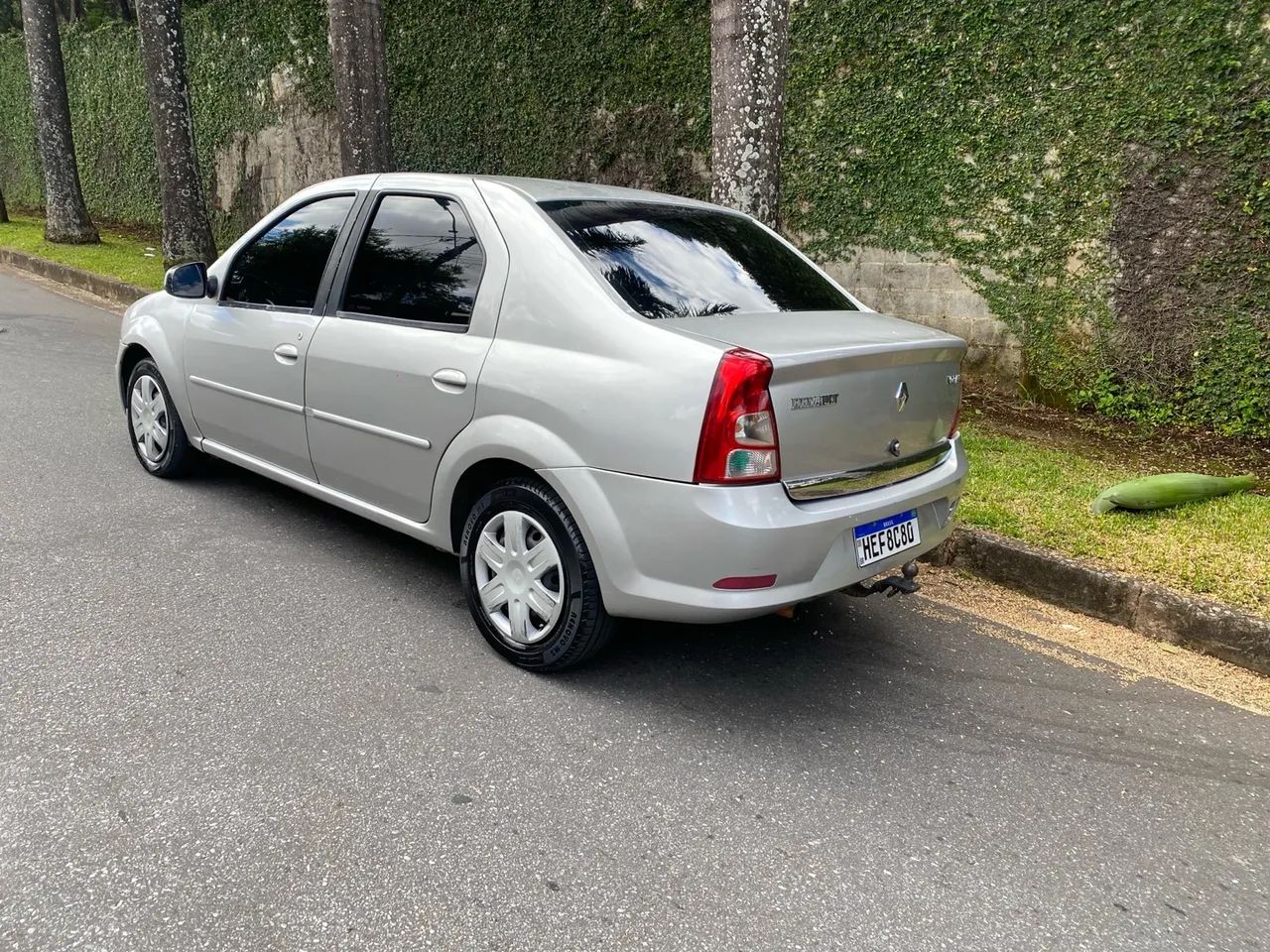 Renault Logan 1.6 Expression 2011 - Foto 2