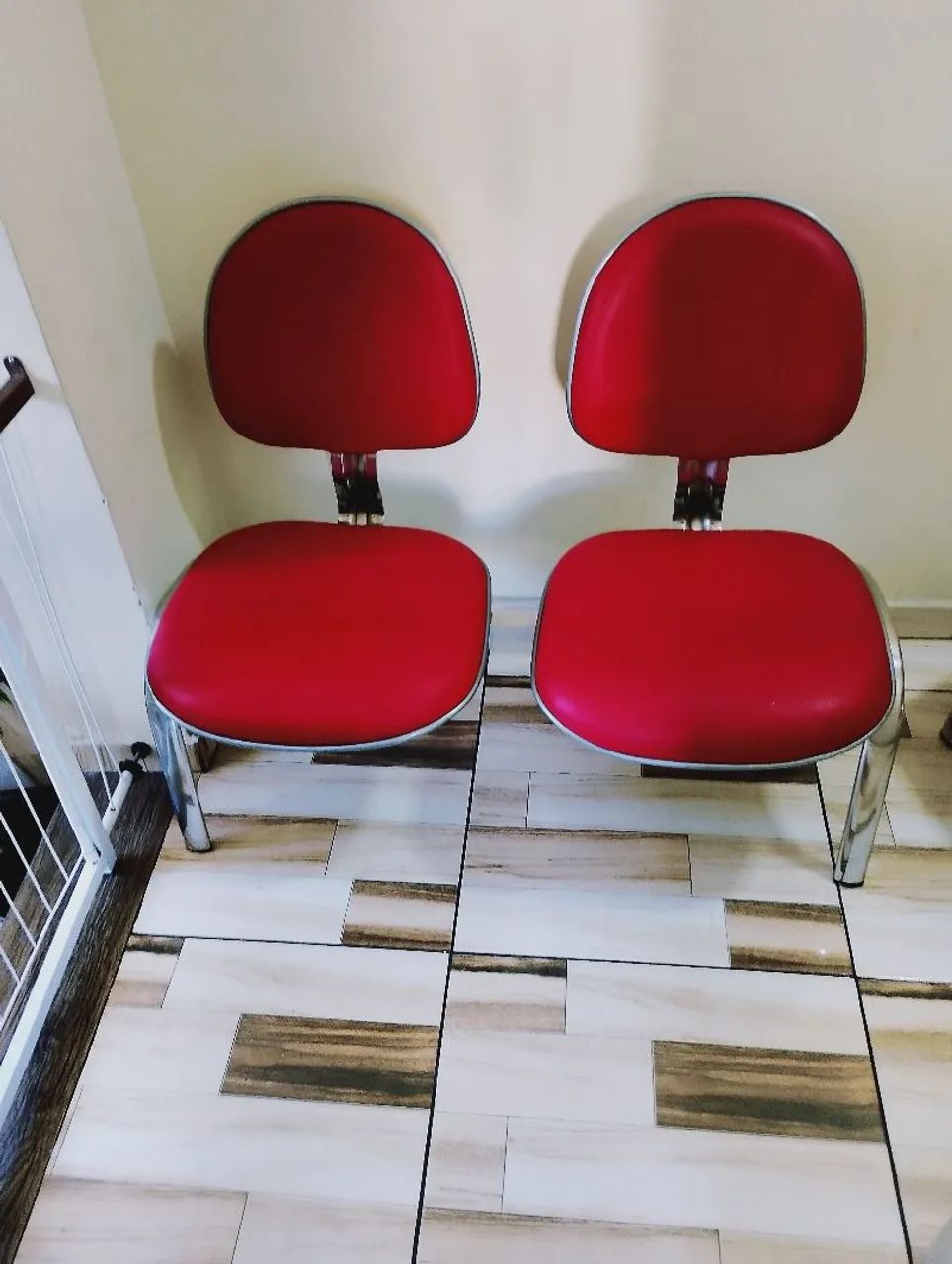 Cadeira de escritório/espera 