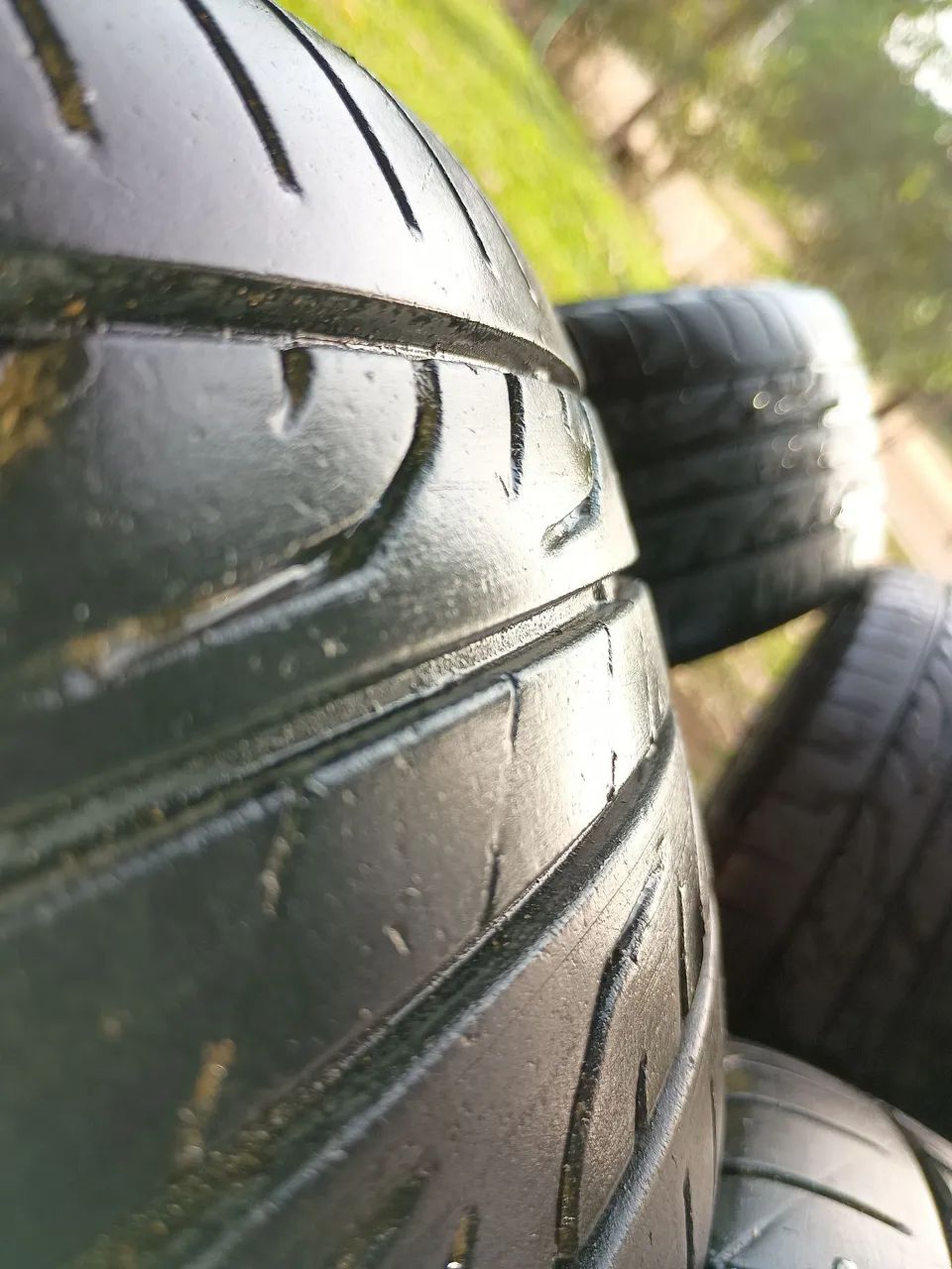 Jogo rodas 14" + Pneus meia vida - Foto 4