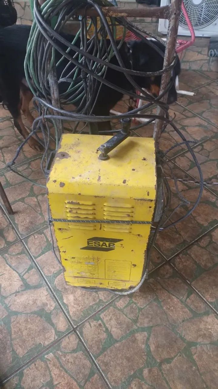 Maquina de solta ESAB