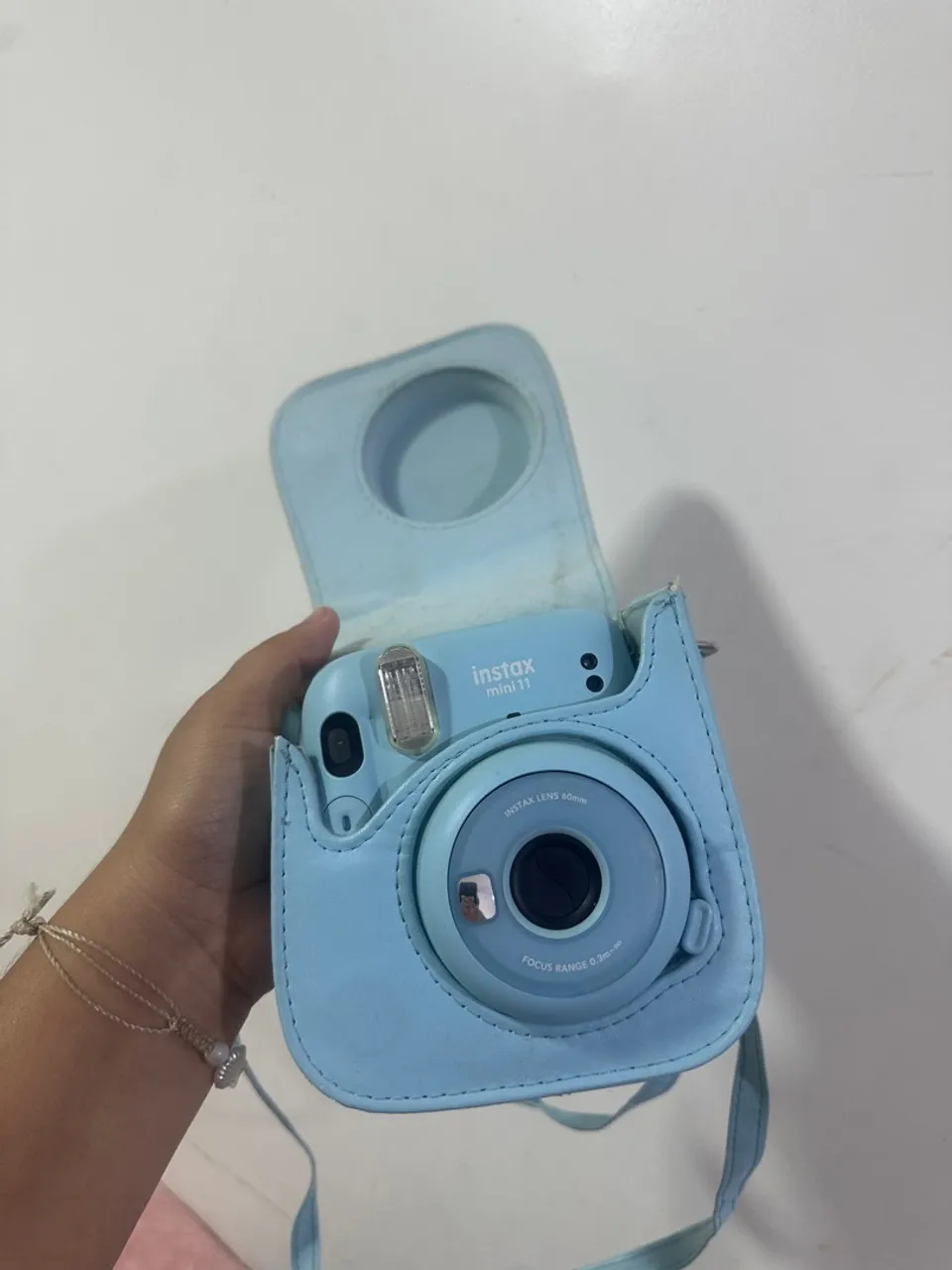 Câmera Instax Mini 11 Azul - Fotos instantâneas!