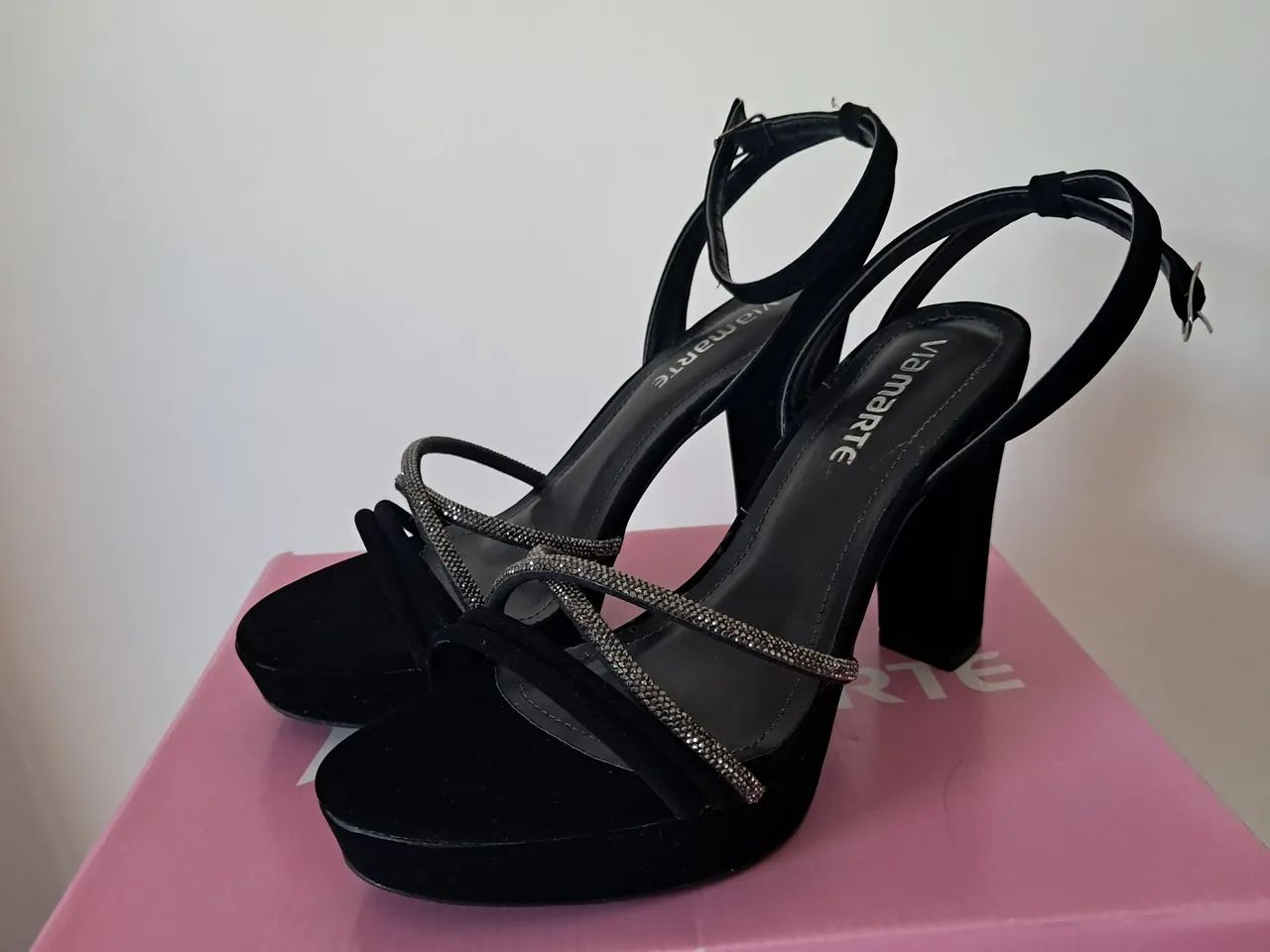 Sandalia salto preto - Foto 2