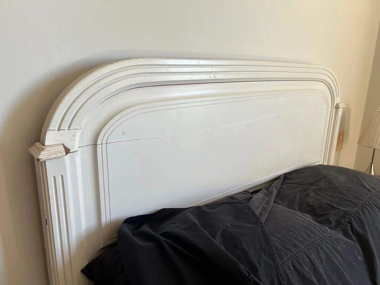 Cama de Casal Clássica com Design Elegante - Foto 2