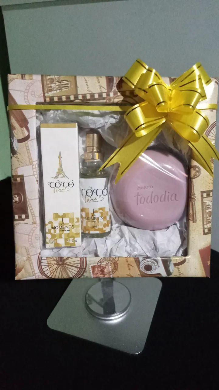 Kit presente feminino-CONTÉM UM PERFUME E UM SABONETE - Beleza e