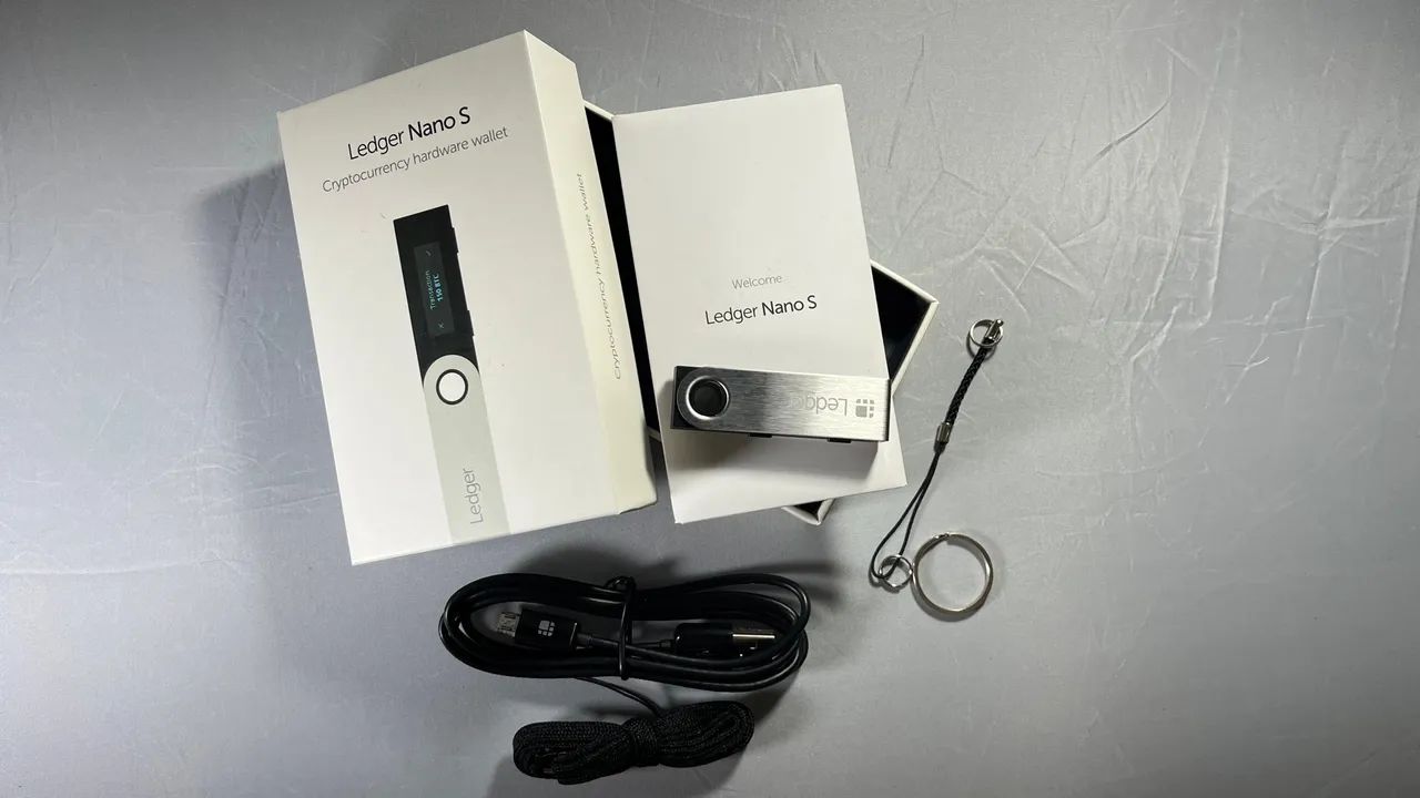 Ledger Nano S - Carteira de Bitcoin Nova e Original (100% Funcional) - Foto 5
