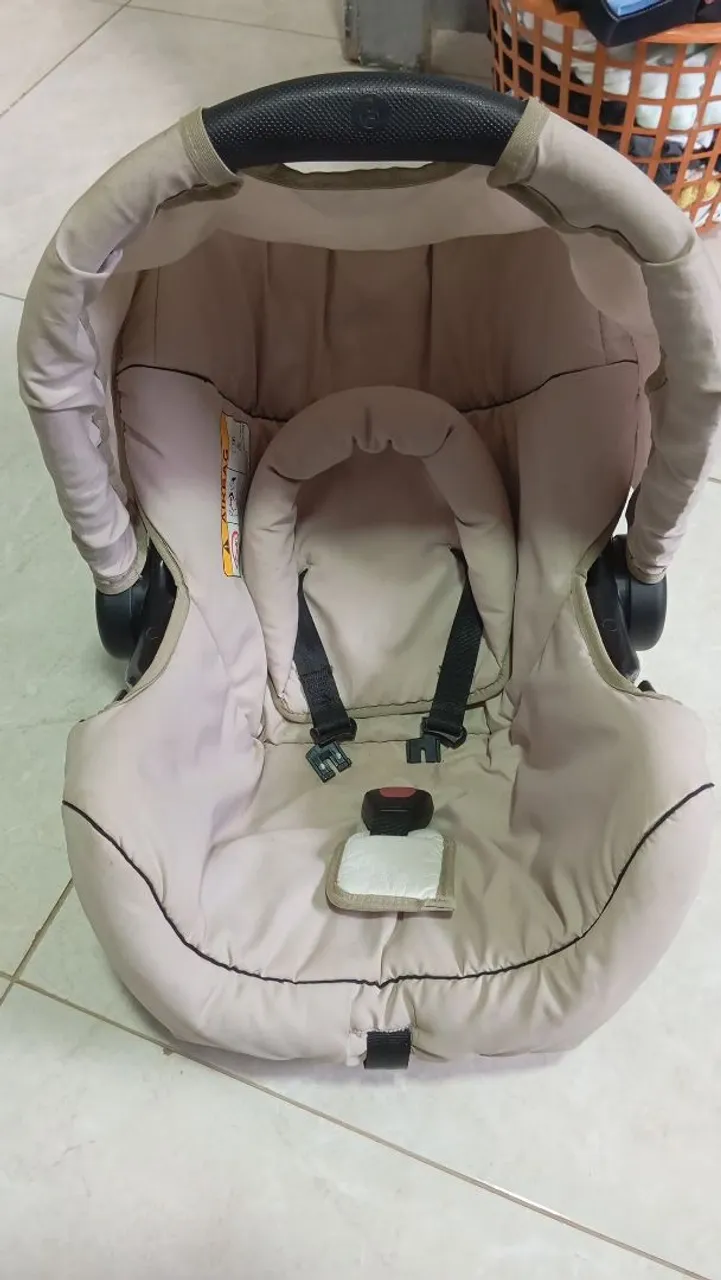 Cadeirinha de bebê conforto