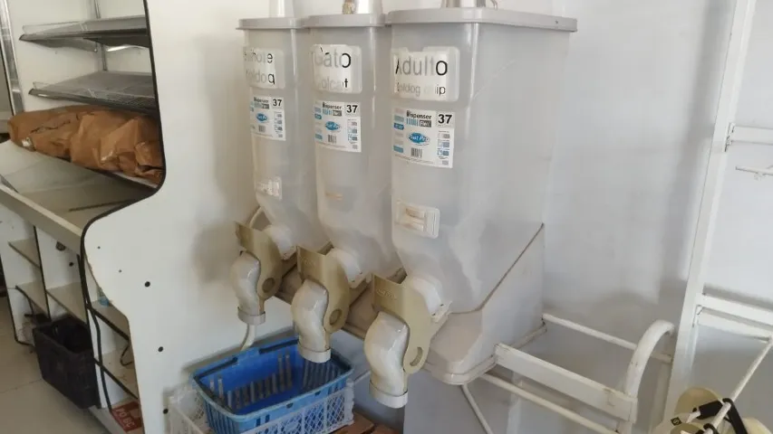Vendo Expositor de Rações