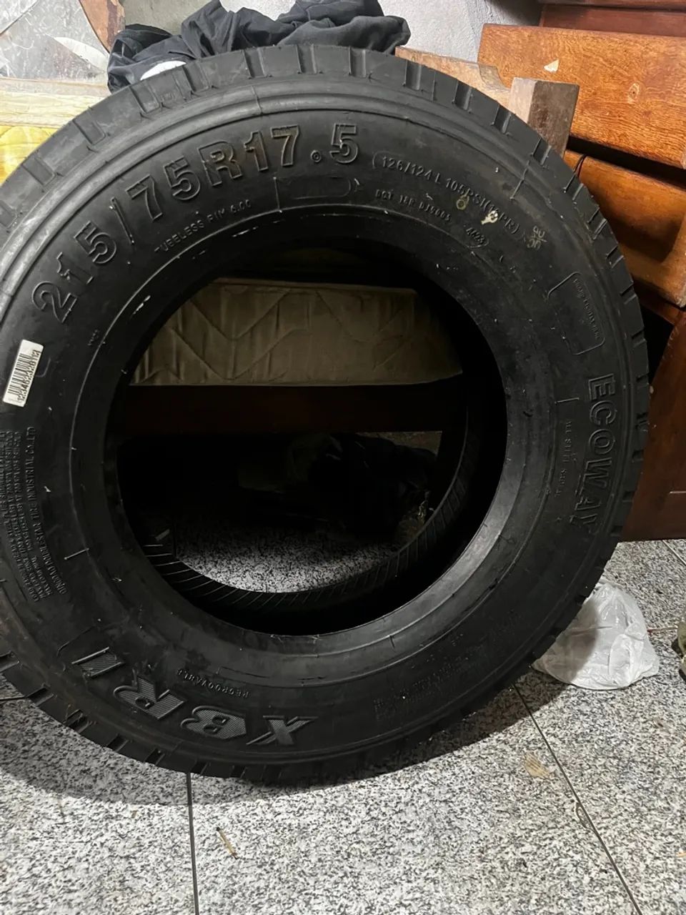 Pneu XBRI EcoWay P1 215/75R17.5 16PR - Foto 3