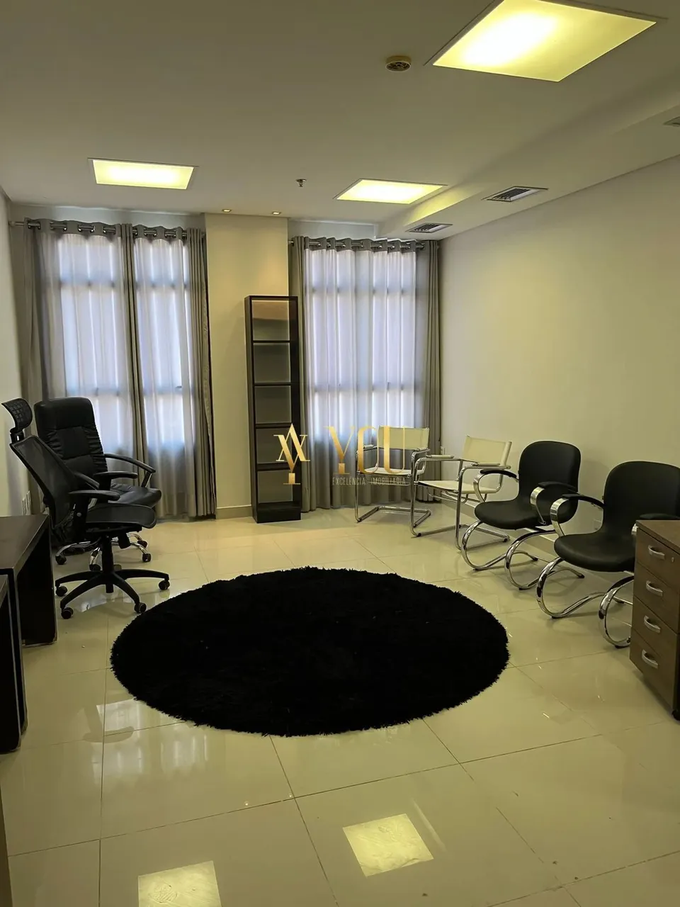 Sala comercial no coração do Jardim Goiás, pronta pra mudar!