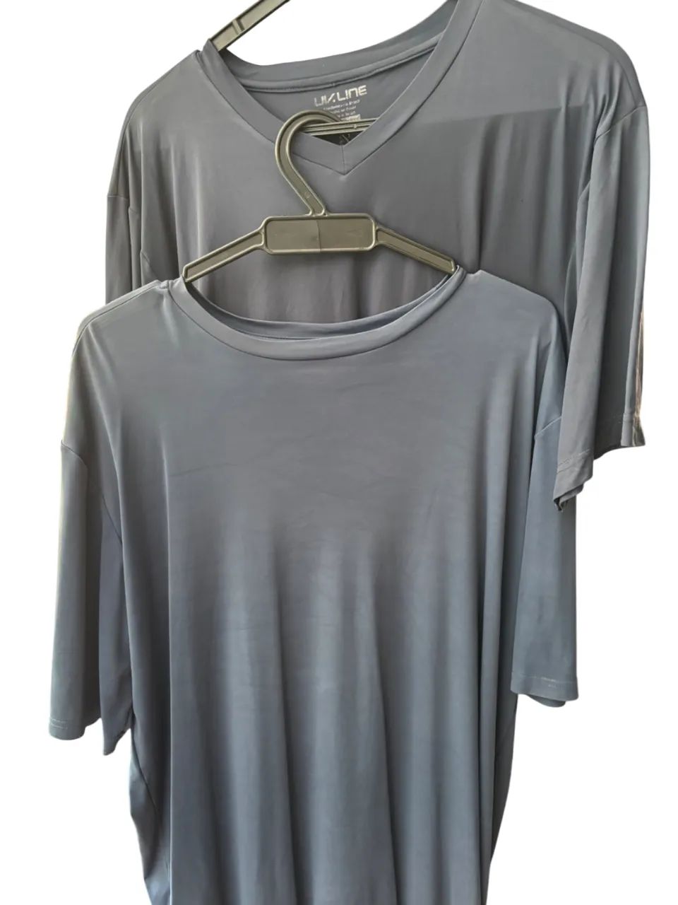 Duas Camisas  UV.LINE com Proteção Solar FPU 50+. 