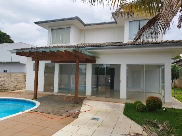 Excelente sobrado no Condomínio fechado Roses Garden em Anápolis Go!!!!