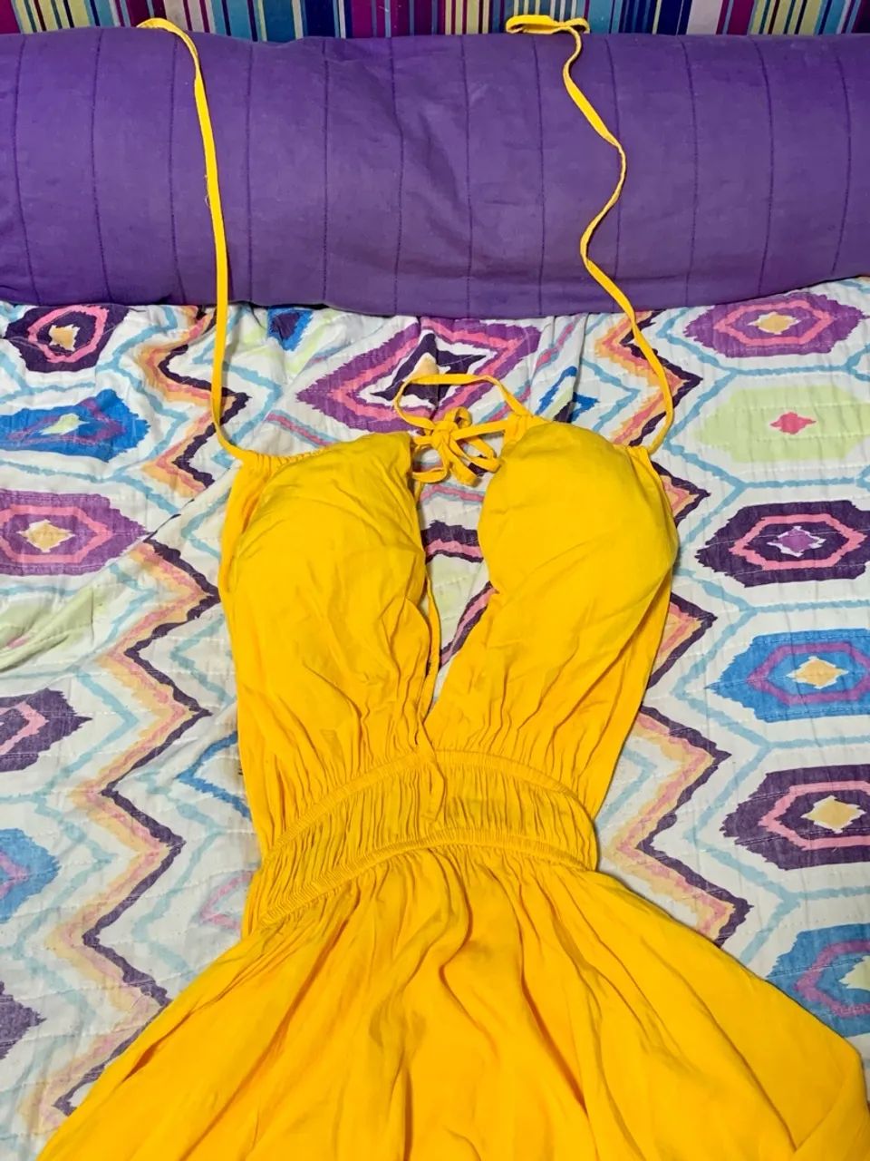 Vestido Amarelo com Bojo e Babados M - Foto 5