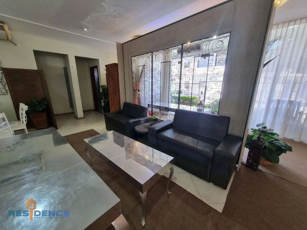 Dois salões sendo um no térreo e outro no 1º andar medindo 600 m², somando uma área total  - Foto 5