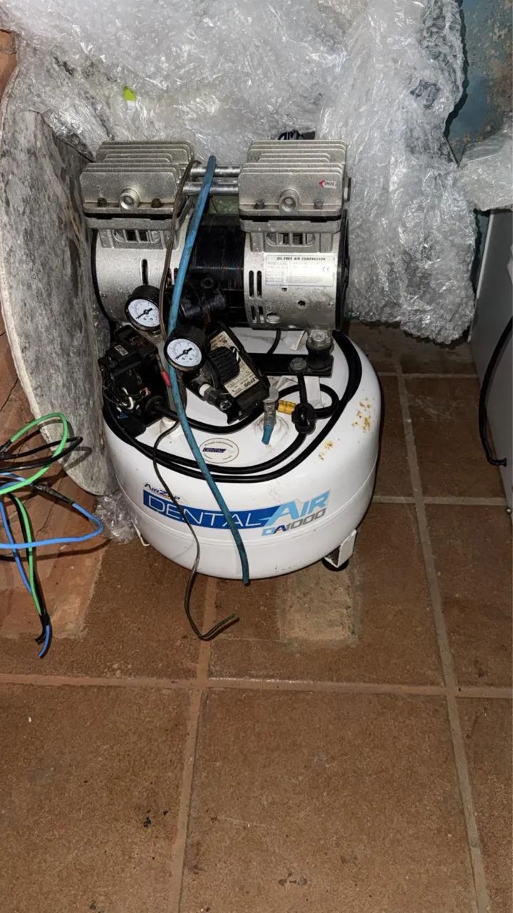 Compressor de Ar Odontológico DA1000 30VFP 30L AirZap - Foto 2