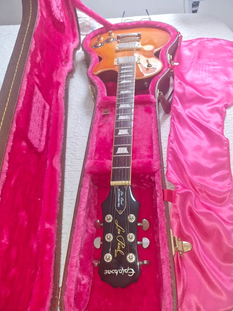 Vendo Epiphone Les Paul Standard + Case Rígido Gator Original