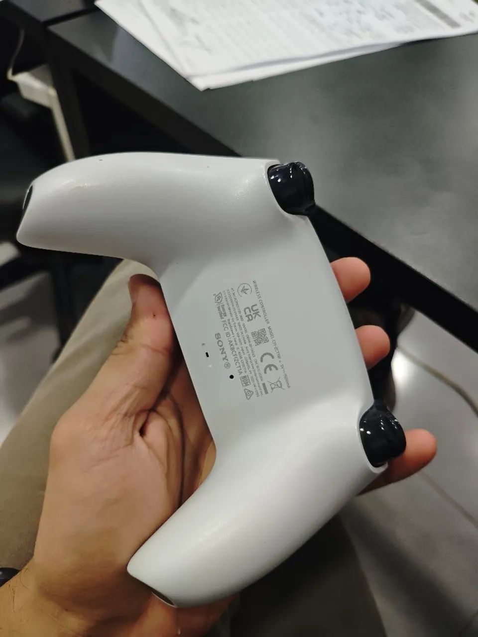 Controle PS5 DUAL SENSE BRANCO - Foto 3