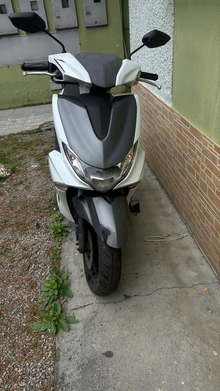 Vendo Yamaha fluo 125 - Foto 3