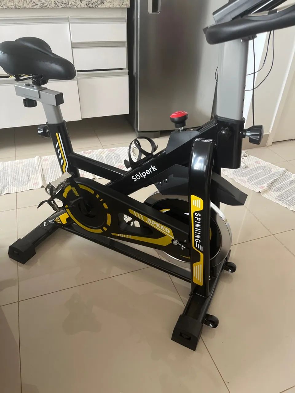 Bicicleta ergométrica | Usada 4 vezes apenas
