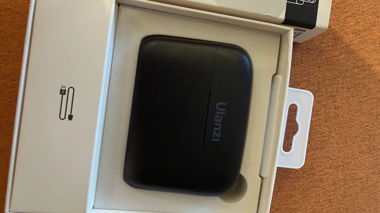Microfone de Lapela Ulanzi J12 para iPhone (Lightning) - Duplo - Foto 2