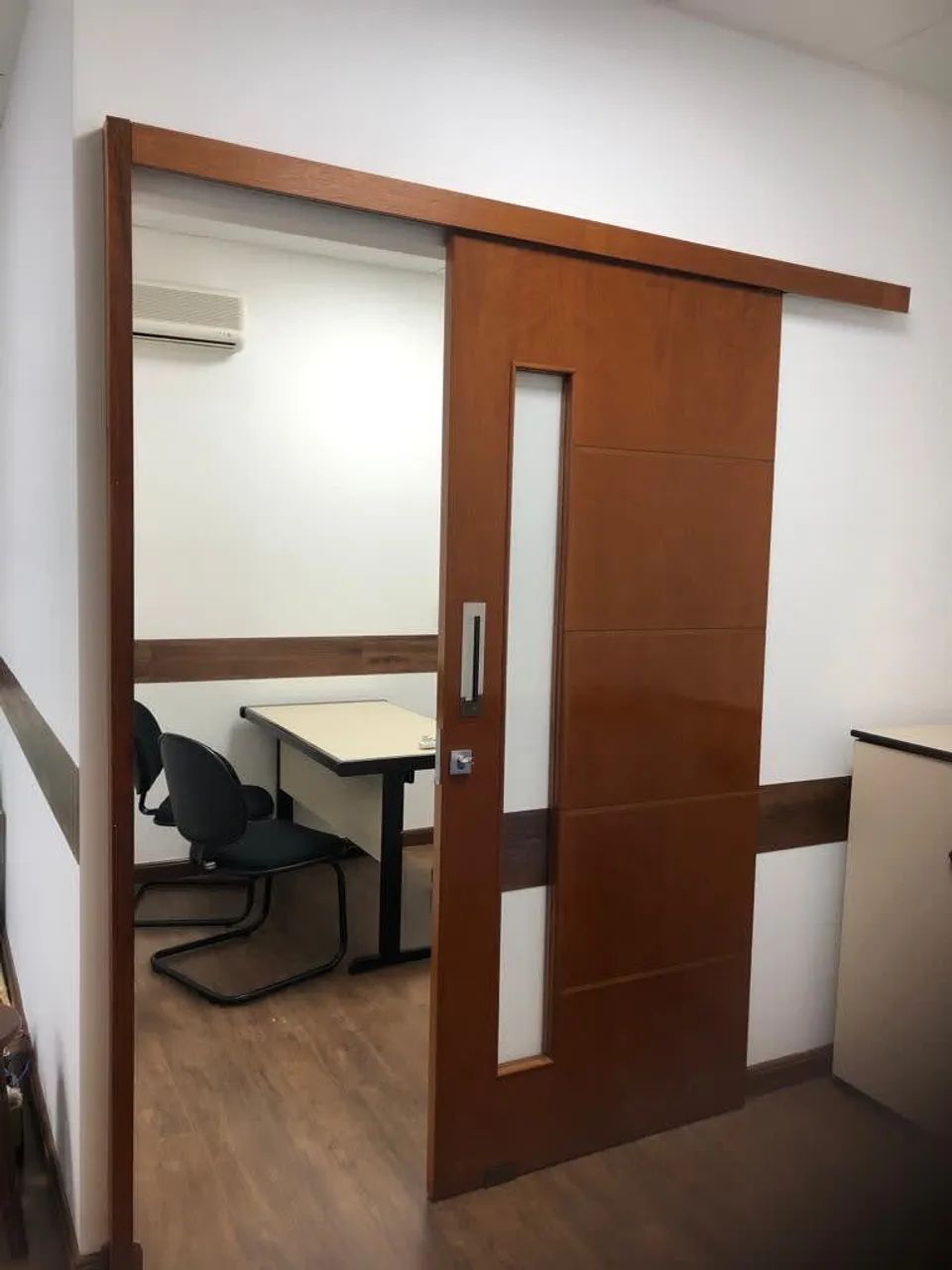 Sala comercial na Avenida da Liberdade, 47 - Sala 52  29 m² - Foto 3