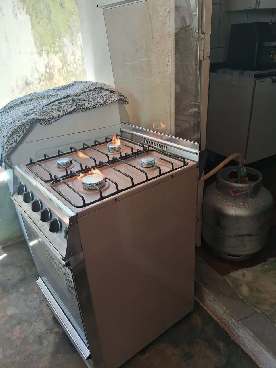 Fogao funcionando perfeitamente - Foto 4