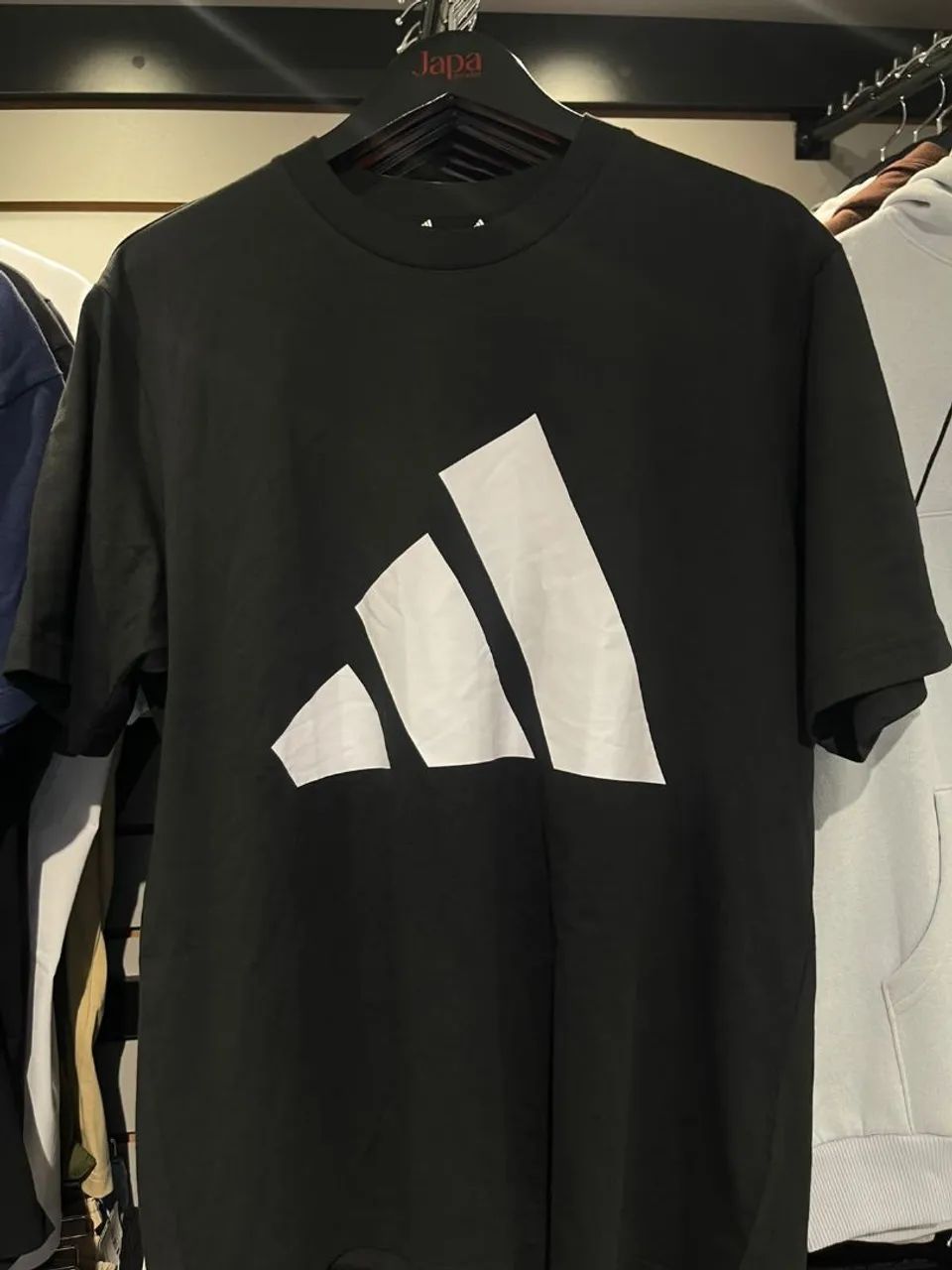 Camiseta Adidas 