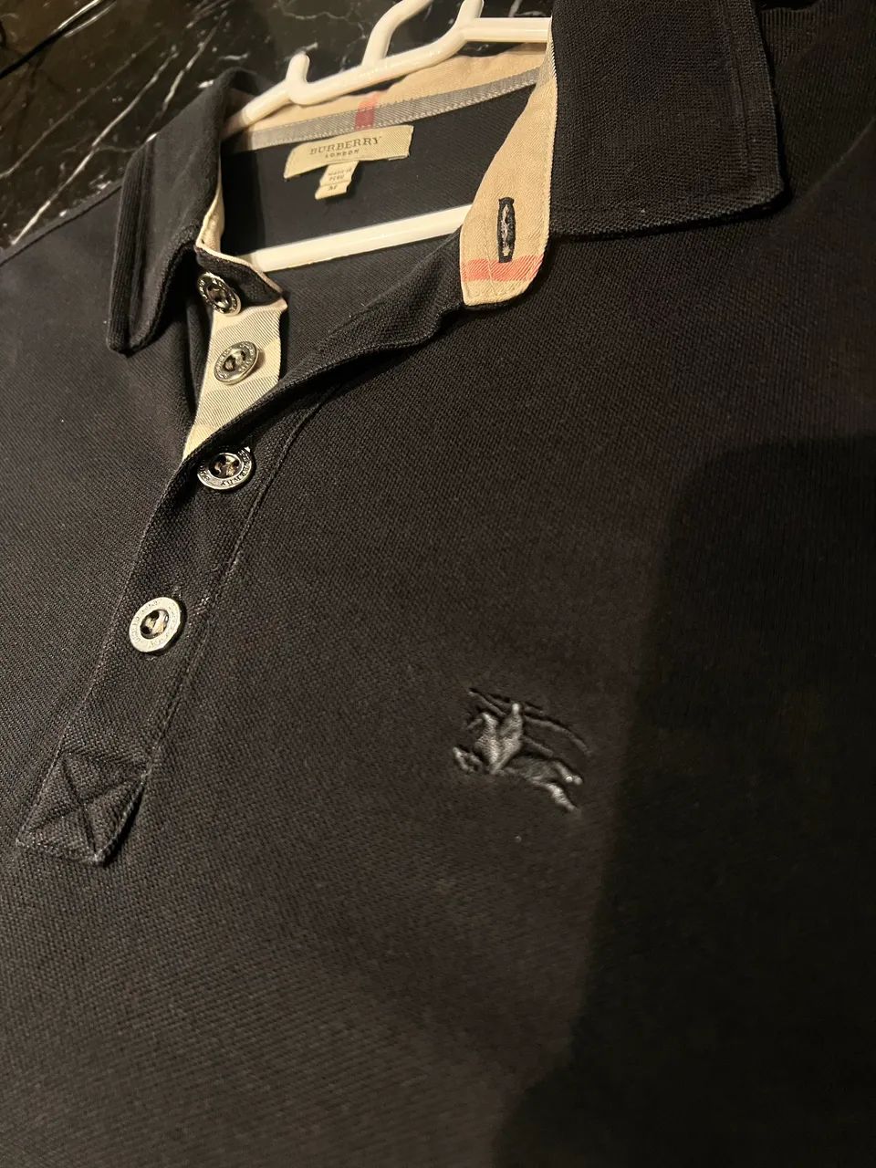 Blusa polo Burberry, tamanho M - Foto 2