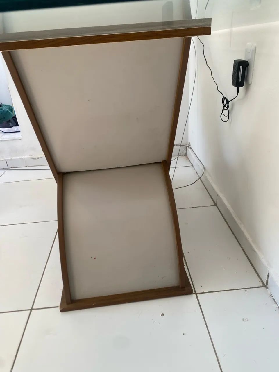 Vendo mesa com 6 cadeiras  - Foto 4
