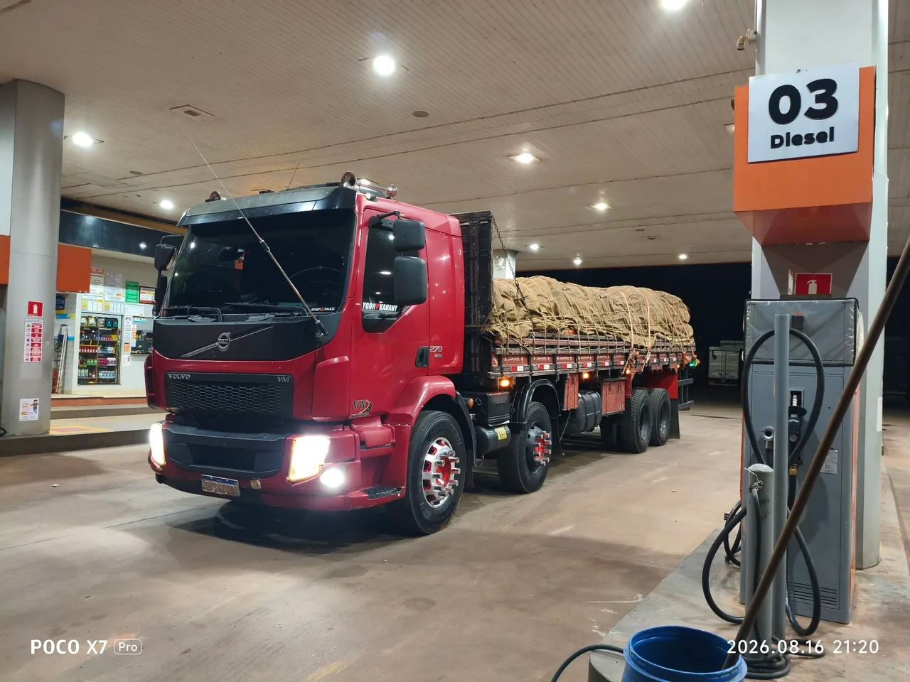 Volvo VM 270 automático  - Foto 2