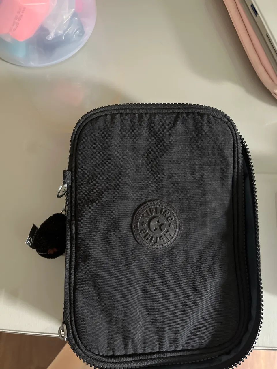estojo marca kipling 