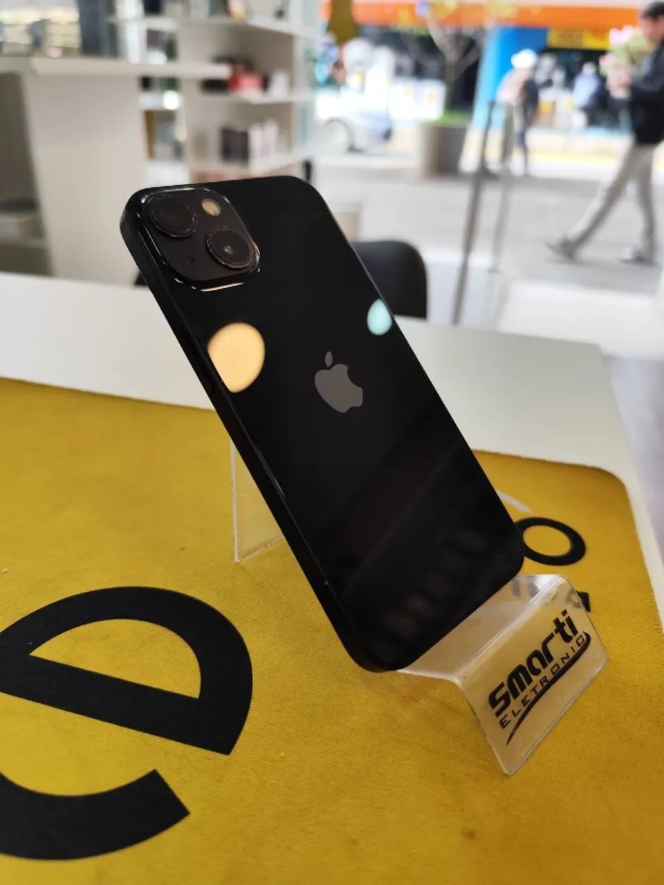 iPhone 13 本体のみ　ブラック IPHONE 13 128GB - Celulares e Smartphones - Centro, Joinville