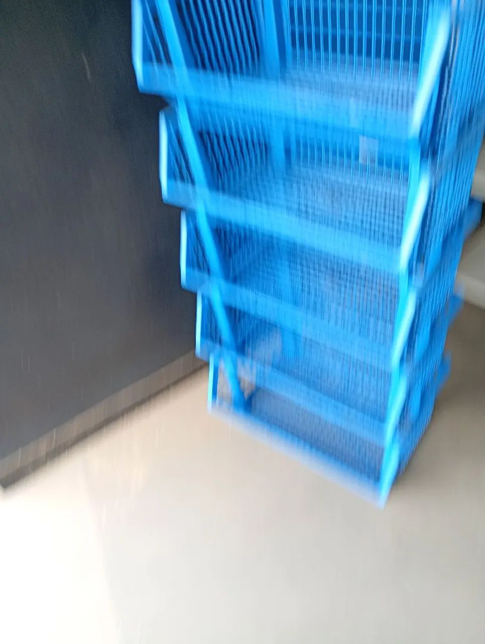 CESTO PLASTICO EMPILHAVEL P LOJAS * - Foto 2