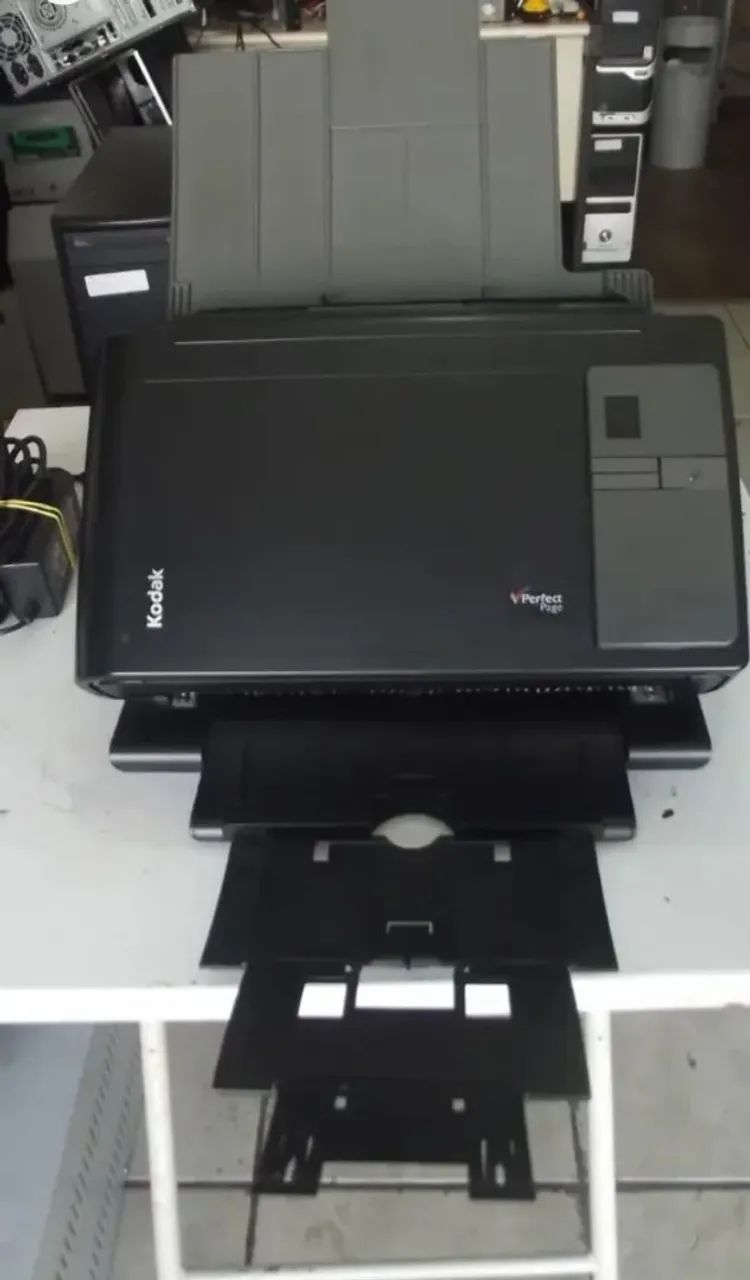 Scanner Kodak i2400 bem conservada com fonte e Cabo de dados 