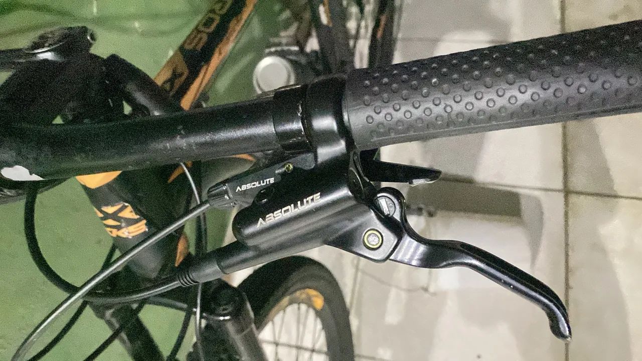 Bicicleta aro 29 com freio hidráulico  - Foto 2