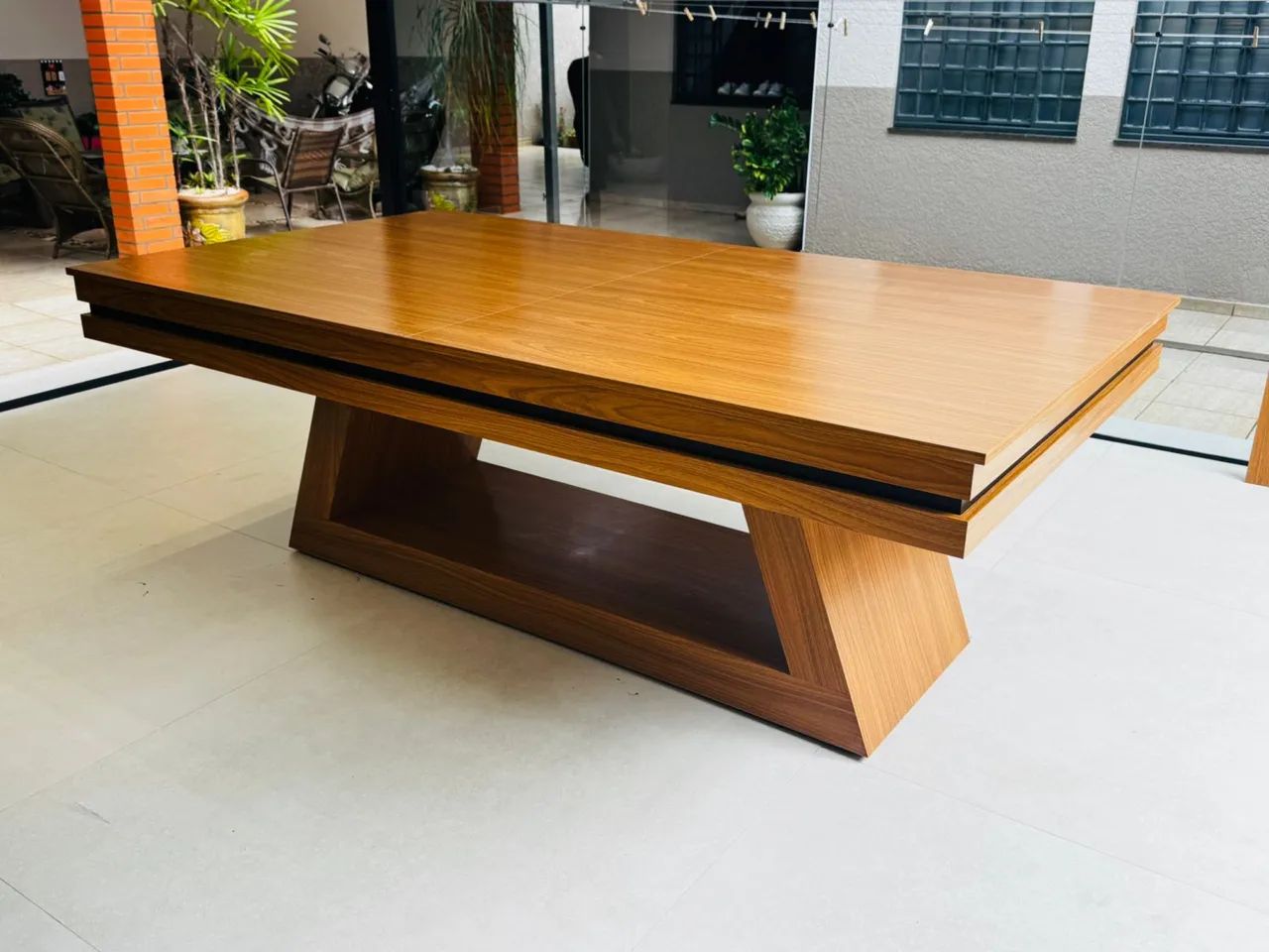 Mesa de sinuca e jantar de alto padrão 