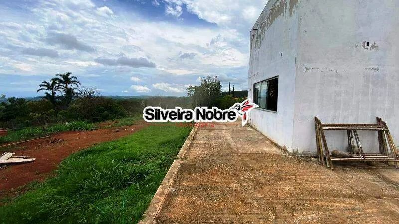 Casa exclusiva à venda com 4 quartos, 3 suítes e terreno de 20.000 m² - Foto 5