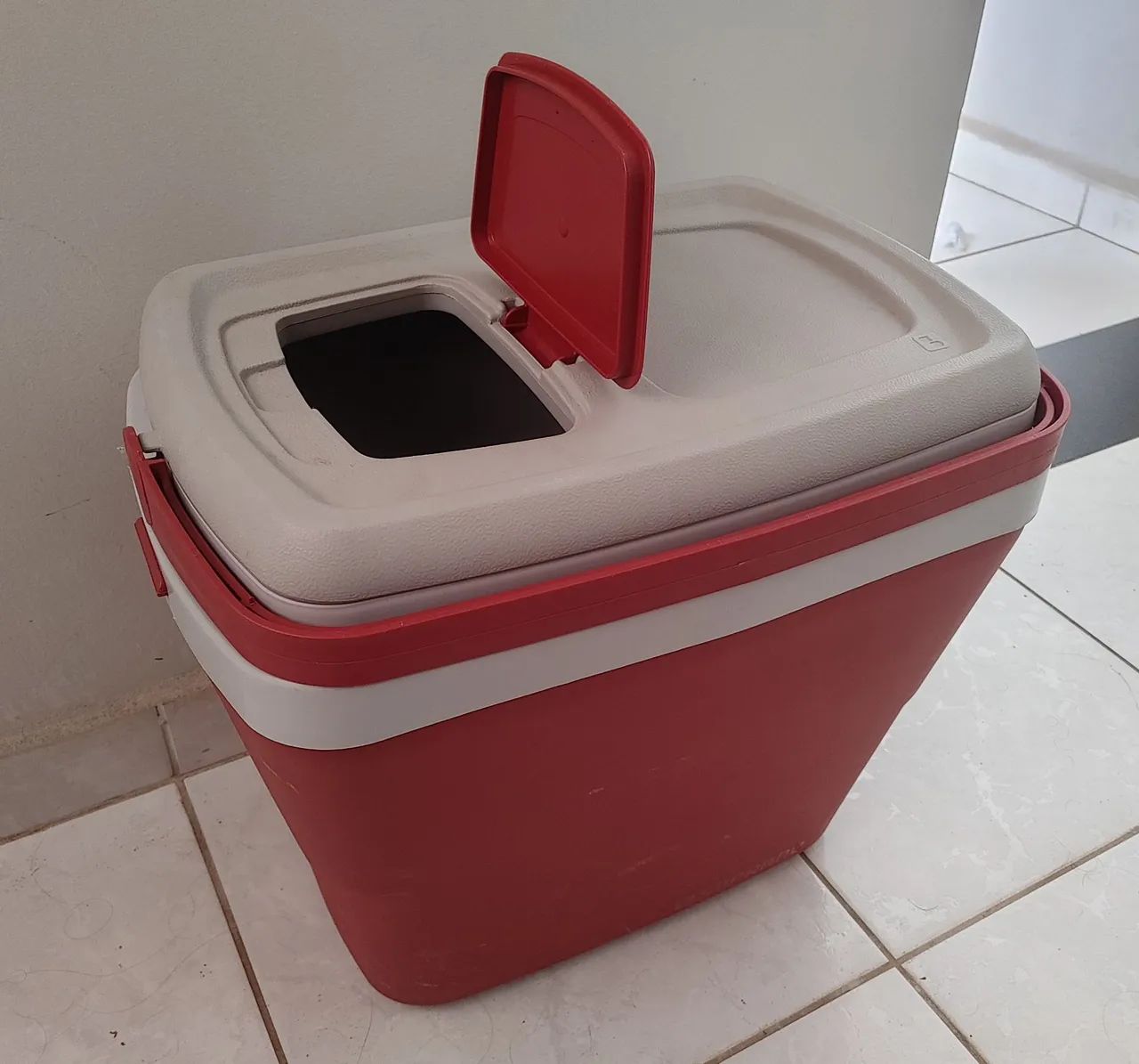 Caixa Termica Cooler 28 Litros - Foto 2