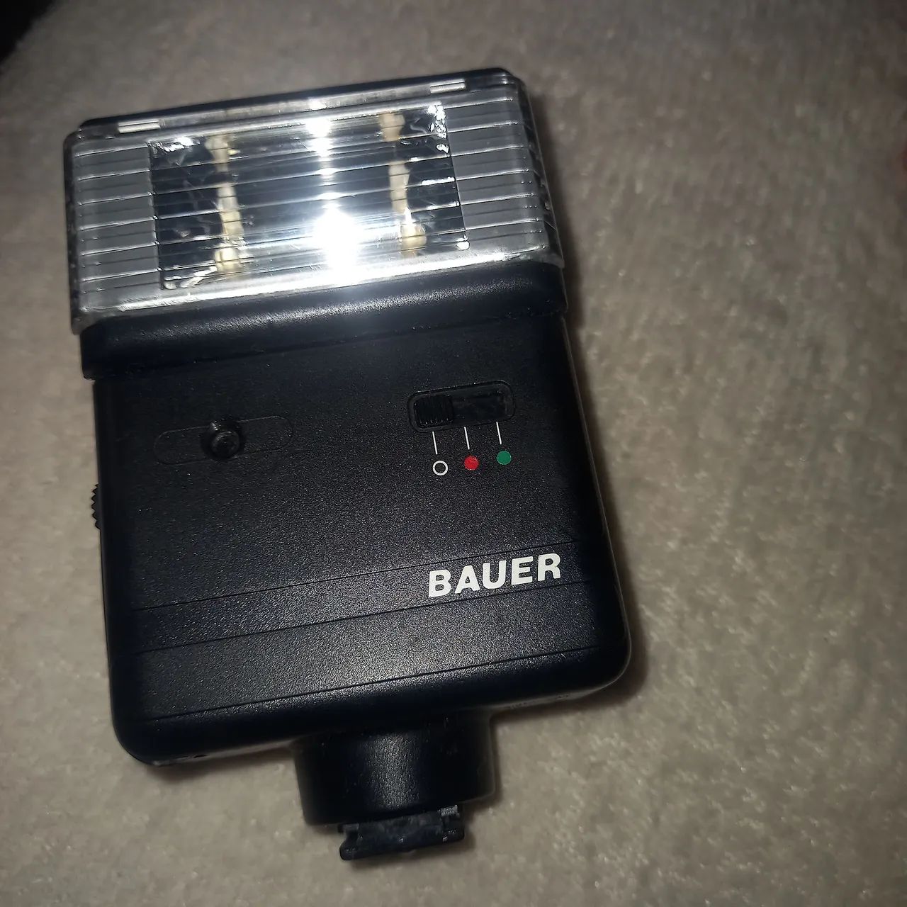 FLASH BAUER