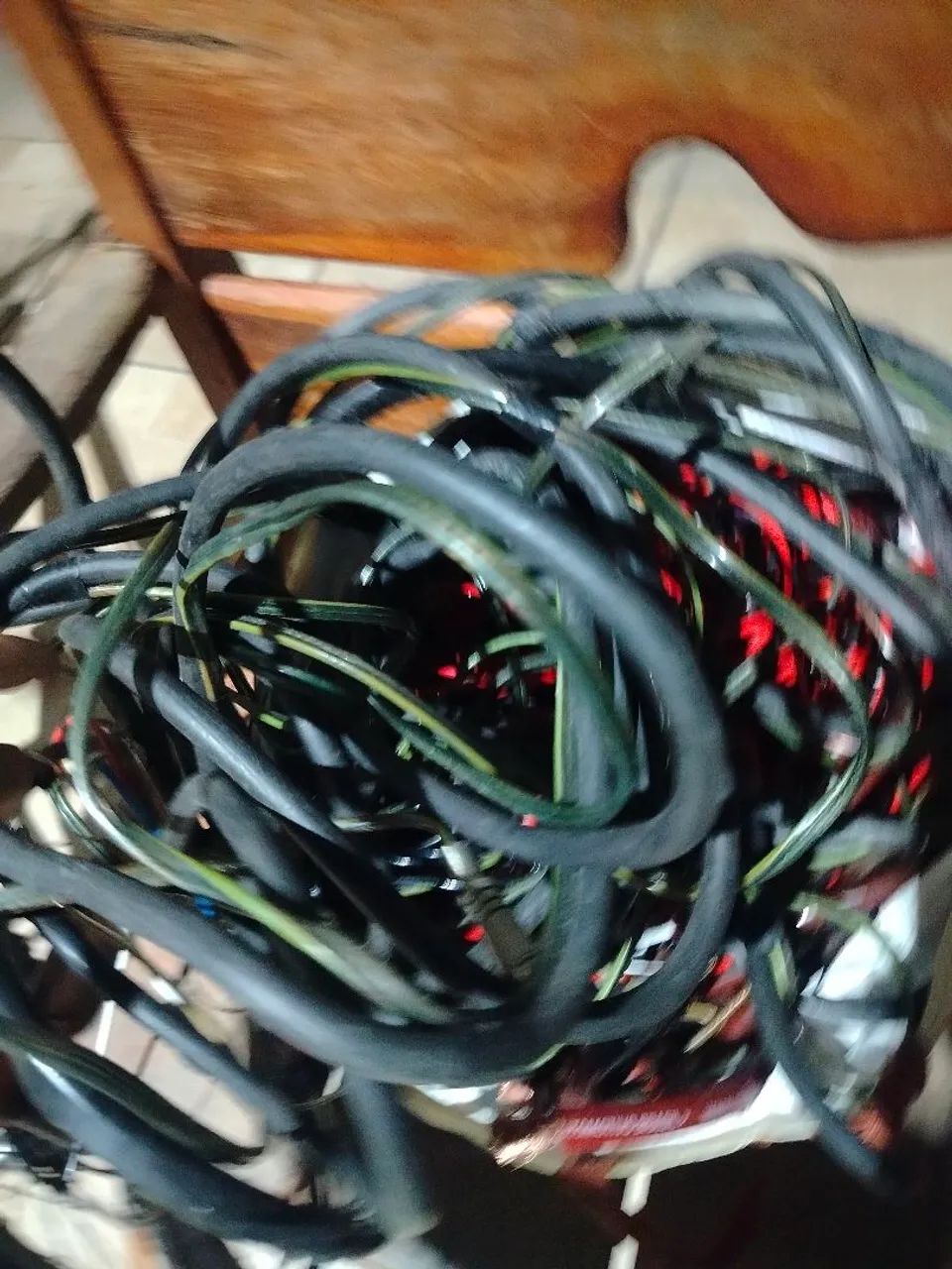 Cabo pra som e bateria 