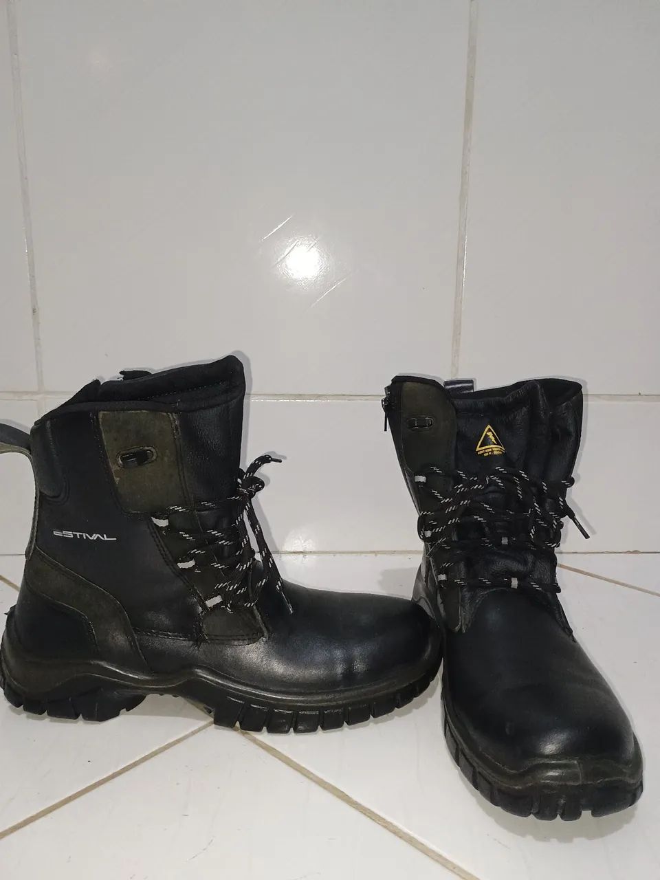Bota de Segurança em Couro Preto Estival  - Foto 2