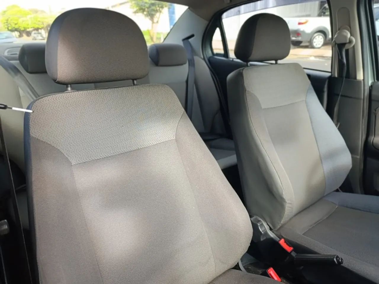 Volkswagen Voyage 1.0/1.0 City Mi Total Flex 8V 4p, foto 7 de 11